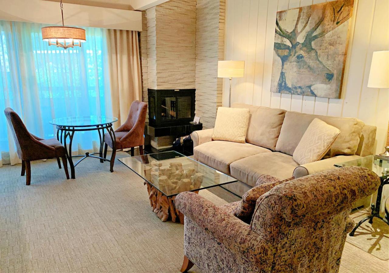 Aspen Square Condominium Hotel Extérieur photo